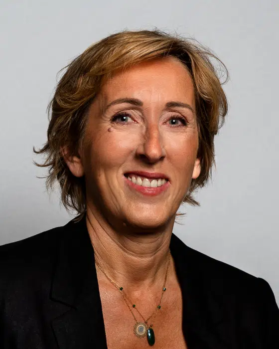 Photo de profile du Dr De Précigout Sophie Radiologue Ancien interne et praticien - notre équipe | Imagerie Cardinet | Région Parisienne